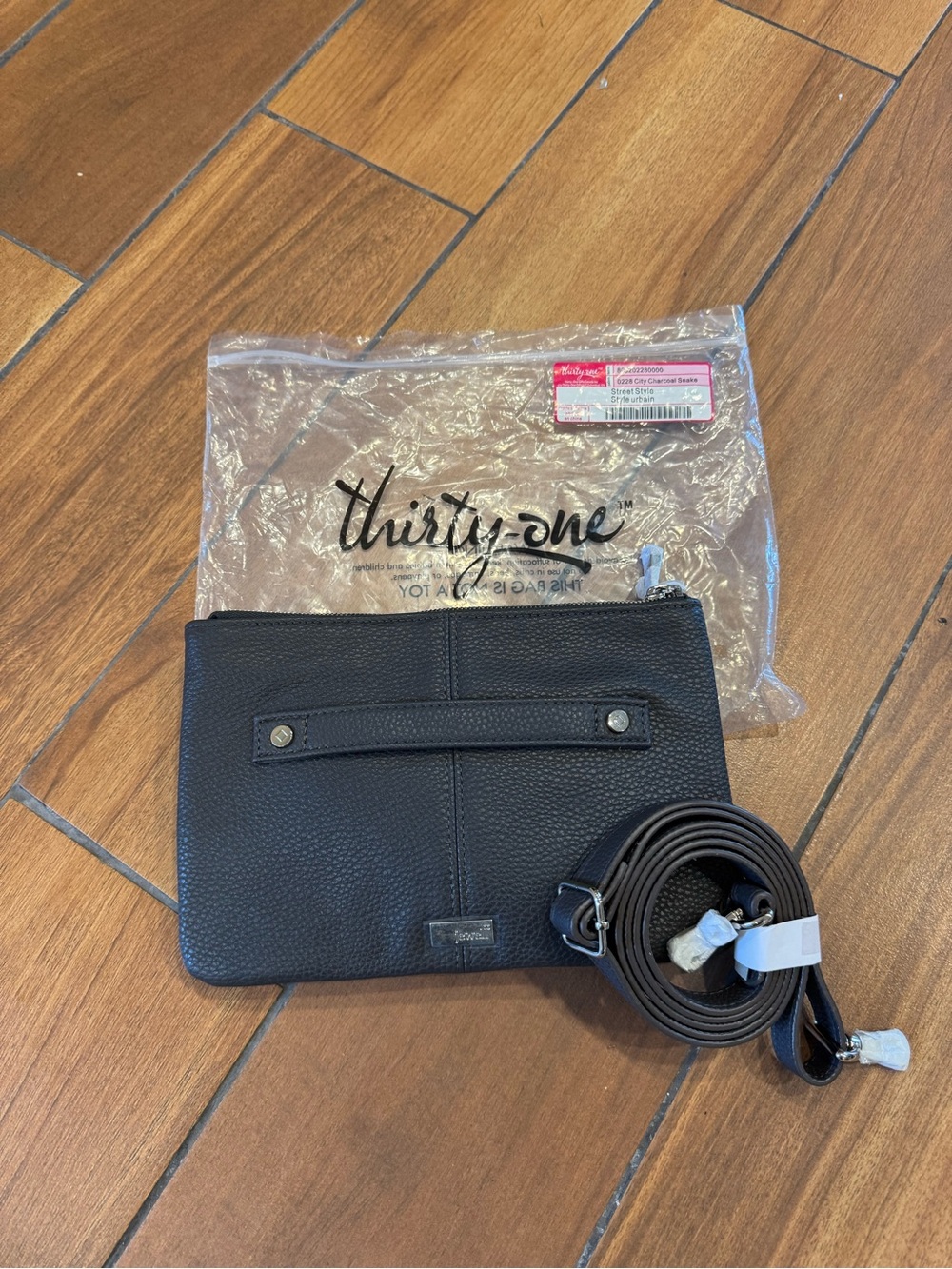 thirty-one Grey Pebble Leather Messenger Crossbody with Detachable Strap